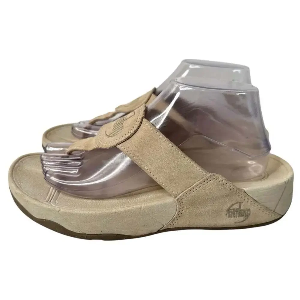 FitFlop Womens Lulu Wobbleboard Suede Toe Post Sandals Beige Comfort Size 9